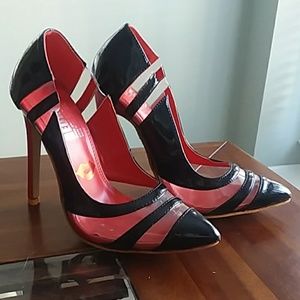 NIB Red Kiss Stiletto Pumps